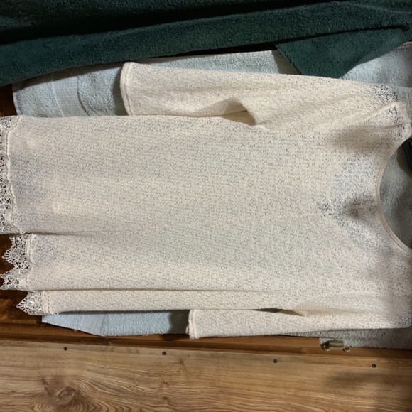 Sweater - Picture 2 of 7